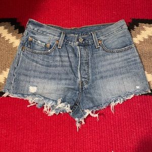 Levi shorts
